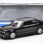 BMW 540i E34 Must Metallic MCG 1:18 - image 6 of 6