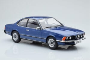 BMW 628 CSi E24 Sinine MCG 1:18 MCG18164 Metall - pilt 3/5