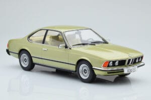BMW 628 CSi E24 Heleroheline MCG 1:18 MCG18163 Metall - pilt 3/5