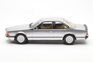 BMW 635 CSi E24 Hõbedane Otto 1:18 OT313 Vaik - pilt 3/6