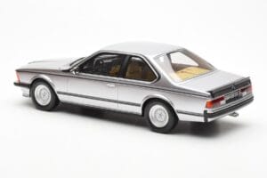 BMW 635 CSi E24 Hõbedane Otto 1:18 OT313 Vaik - pilt 5/6