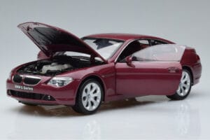 BMW 645Ci E63 Tumepunane Kyosho 1:18 08701CR Metall - pilt 2/7