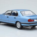 BMW 7 Series E32 730i Sinine MCG 1:18 MCG18160 Metall - image 4 of 5