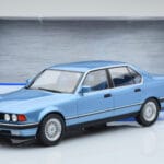 BMW 7 Series E32 730i Sinine MCG 1:18 MCG18160 Metall - image 5 of 5