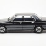BMW 733i E23 Must Metallic KK-Scale 1:18 - image 3 of 6