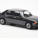 BMW 733i E23 Must Metallic KK-Scale 1:18 - image 4 of 6