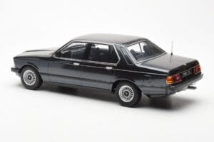 BMW 733i E23 Must Metallic KK-Scale 1:18 KKDC180101 Metall - pilt 5/6