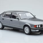 BMW 7 Series E32 740i Hõbedane MCG 1:18 MCG18161 Metall - image 3 of 5
