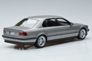 BMW 7 Series E38 750iL Otto 1:18 OT952 Vaik - pilt 2/6