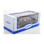 BMW 750i E32 Must MCG 1:18 - image 3 of 3