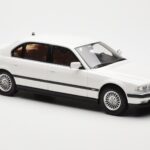 BMW 750iL E38 Asia Exclusive Valge Otto 1:18 - image 4 of 6