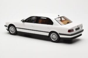 BMW 750iL E38 Asia Exclusive Valge Otto 1:18 OT836 Vaik - pilt 5/6