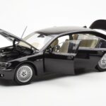 BMW 760Li E66 Must Kyosho 1:18 - image 2 of 9
