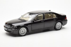 BMW 760Li E66 Must Kyosho 1:18