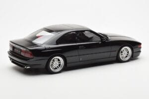 BMW 850 CSi E31 Must Otto 1:18 OT827 Vaik - pilt 2/6
