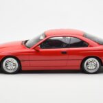 BMW 850 CSi E31 Punane Otto 1:18 - image 3 of 6