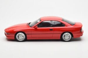 BMW 850 CSi E31 Punane Otto 1:18 OT158 Vaik - pilt 3/6