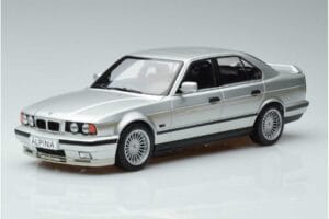 BMW Alpina B10 4.6 E34 Hõbedane MCG 1:18 MCG18231 Metall