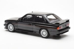 BMW Alpina B6 3.5S M3 E30 Antratsiit Hall Otto 1:18 OT632 Vaik - pilt 5/6