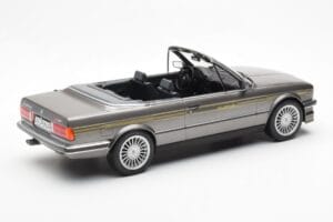 BMW Alpina C2 2.7 E30 Kabriolett Hall MCG 1:18 MCG18384 Metall - pilt 2/5