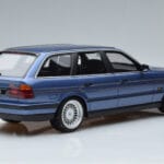 BMW Alpina B10 E34 4.0 Touring Sinine Otto 1:18 OT944 Vaik - image 2 of 6