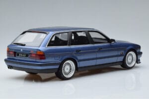 BMW Alpina B10 E34 4.0 Touring Sinine Otto 1:18 OT944 Vaik - pilt 2/6