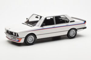 BMW M535i E12 Valge Norev 1:18