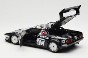 BMW M1 #111 Team MK Motorsport J-L. Witmeur / Krankenberg / Libert 24 Hours of Le Mans 1986 Minichamps 1:18 180862911 Metall - pilt 5/8