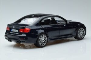 BMW M3 F80 Competition Sinine Norev 1:18 183236 Metall - pilt 3/7