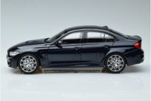BMW M3 F80 Competition Sinine Norev 1:18 183236 Metall - pilt 4/7