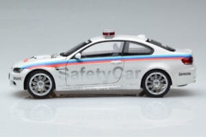 BMW M3 E92 MotoGP Safety Car 2008 Kyosho 1:18 08736GP Metall - pilt 4/7