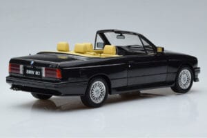 BMW M3 E30 Kabriolett Must Otto 1:18 OT1012 Vaik - pilt 2/6
