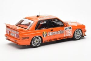 BMW M3 E30 #19 A. Hahne Jägermeister DTM 1992 AUTOart 1:18 89248 Metall - pilt 3/8
