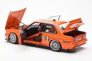 BMW M3 E30 #19 A. Hahne Jägermeister DTM 1992 AUTOart 1:18 89248 Metall - pilt 5/8