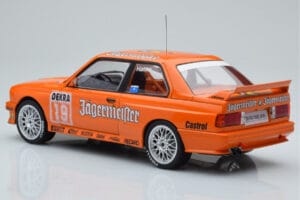 BMW M3 E30 Jagermeister #19 A. Hahne DTM Nurburgring 1992 IXO 1:18 18RMC082A Metall - pilt 5/6