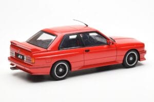 BMW M3 E30 Sport Evolution Cecotto Edition Punane AUTOart 1:18 70566 Metall - pilt 3/8