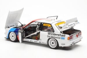 BMW M3 E30 #11 S. Soper Warsteiner DTM 1991 AUTOart 1:18 89146 Metall - pilt 5/8