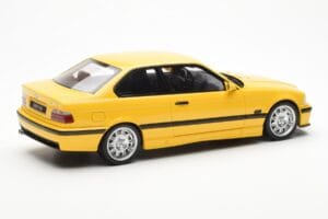 BMW M3 E36 Kollane Otto 1:18 OT666 Vaik - pilt 2/6