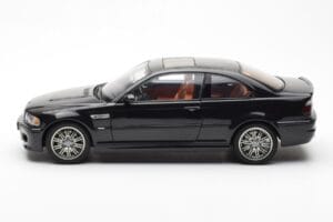 BMW M3 E46 Must AUTOart 1:18 70541 Metall - pilt 4/8
