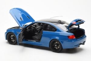 BMW M3 E92 Laguna Seca Blue Kyosho 1:18 08734LBL Metall - pilt 5/8