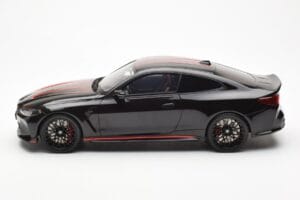 BMW M4 G82 CSL Sapphire Must GT Spirit 1:18 GT904 Vaik - pilt 3/6