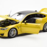 BMW M4 F82 Austin Kollane Metallic Paragon 1:18 - image 2 of 8