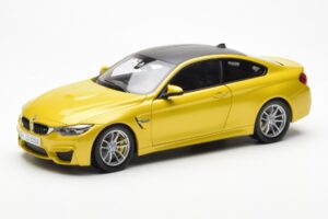 BMW M4 F82 Austin Kollane Metallic Paragon 1:18