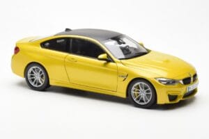 BMW M4 F82 Austin Kollane Metallic Paragon 1:18 80432339606 Metall - pilt 6/8