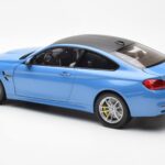 BMW M4 F82 Yas Marina Sinine Paragon 1:18 - image 7 of 8