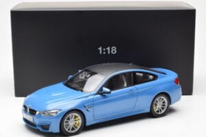 BMW M4 F82 Yas Marina Sinine Paragon 1:18 PA-97102 Metall - pilt 8/8