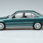 BMW M5 E34 Cecotto Edition Roheline Otto 1:18 - image 3 of 6