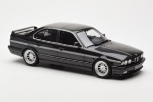 BMW M5 E34 Hartge H5 V12 Diamond Must Metallic Otto 1:18 OT362 Vaik - pilt 4/6