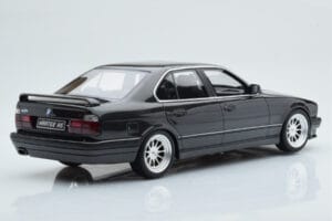 BMW M5 E34 Hartge Must Otto 1:18 OT362B Vaik - pilt 5/6