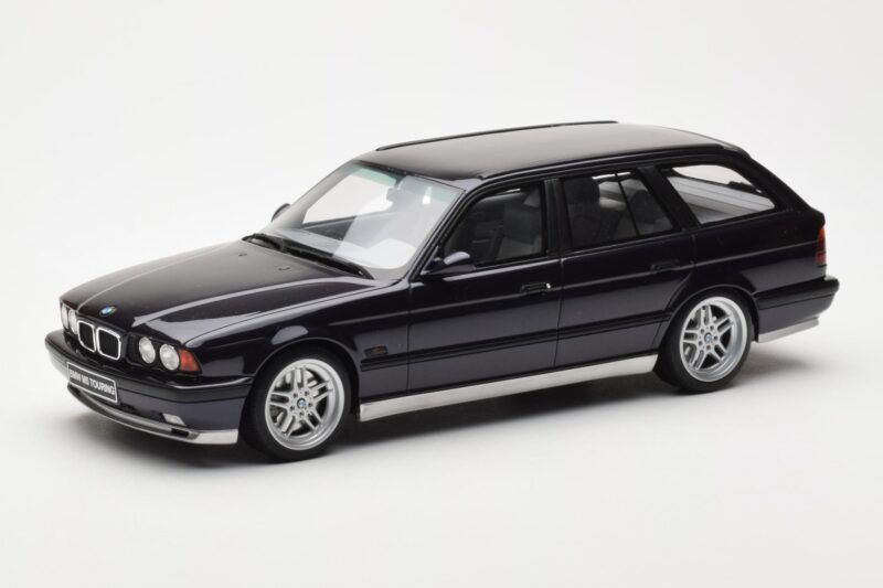 BMW M5 E34 Touring Diamond Must Otto 1:18
